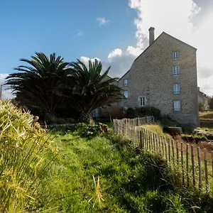 Le Moulin Du Couffon Guest house